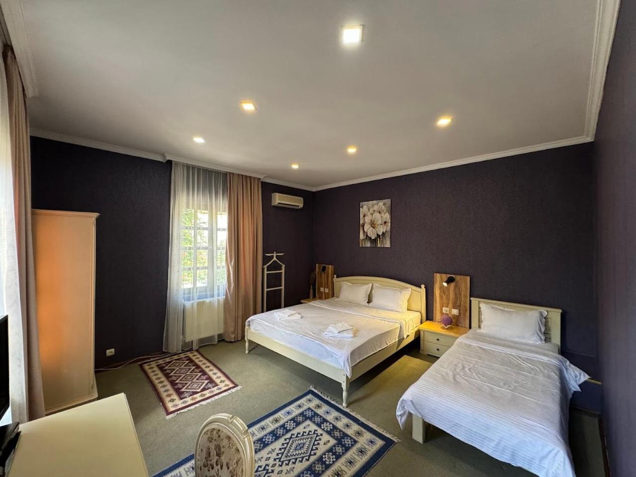 Madera Hotel